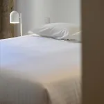 Pause Apartment