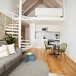 Pause Apartment *