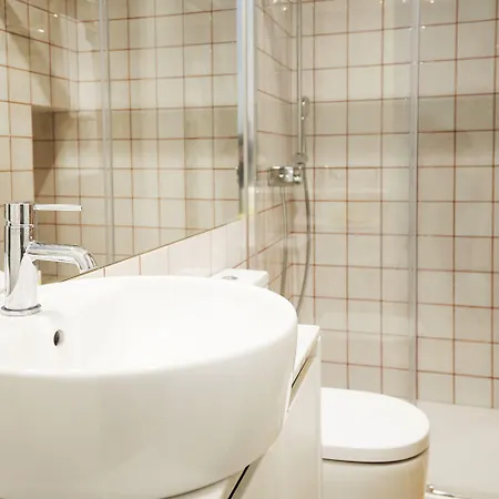 파우즈 아파트먼트