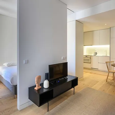 Pause Apartment *